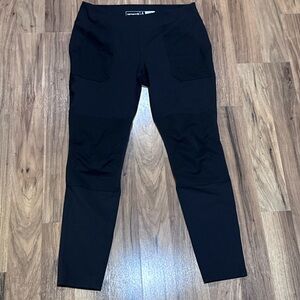 Carhartt Black Fitted Apparel